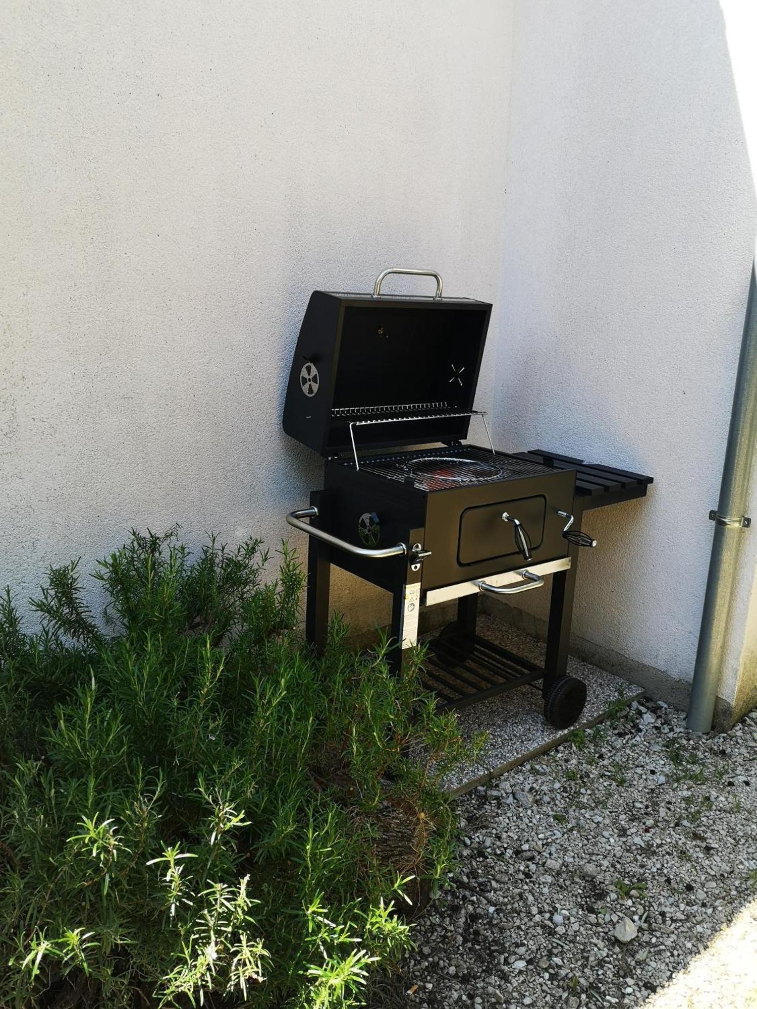 Holiday Home Oliveta Брела Екстериор снимка